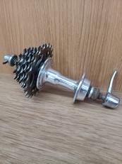 スプロケット付属|SHIMANO