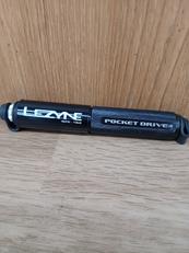 ハンドポンプ|LEZYNE