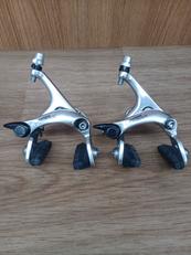 ブレーキキャリパー|SHIMANO