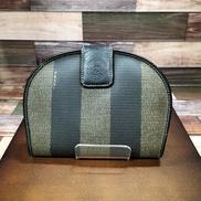二つ折り財布|FENDI