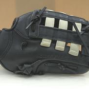 軟式用グローブ|ADIDAS