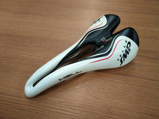 DDK サドル　未使用、新品　レースからツーリングまで PARTS・ACCESSORIES/サドル｜Cycle Flower/サイクルフラワー