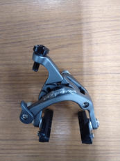 ブレーキキャリパー|SHIMANO