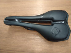 サドル|SHIMANO PRO