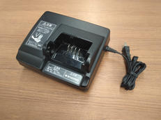 バッテリー充電器|PANASONIC