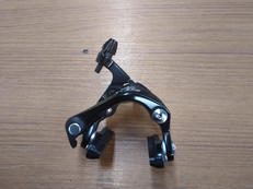 リアブレーキキャリパー|SHIMANO