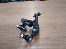 リアブレーキキャリパー|SHIMANO