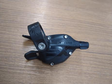 シフター|SRAM