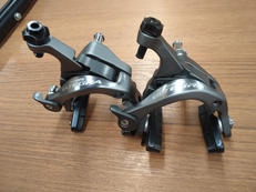 ブレーキキャリパー|SHIMANO