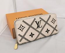 ジッピーウォレット　クレーム|LOUIS VUITTON