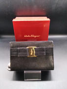 化粧ポーチ|FERRAGAMO