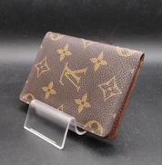 ポルトカルト・パスヴェルティカル|LOUIS VUITTON