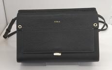 ウォレットショルダーバッグ|FURLA