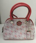 ショルダーバッグ|GUESS