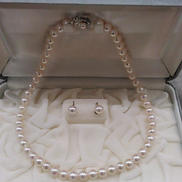 ネックレス、イヤリングセット|-