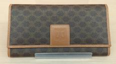 マカダム柄長財布|CELINE