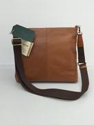 レザーショルダーバッグ|CREED