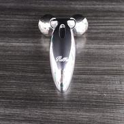 美顔ローラー|REFA