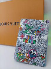 ルイヴィトン　ノートカバーモノグラムコミックマルチカバー|LOUIS VUITTON