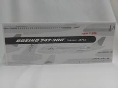 BOEING 747-300
