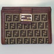 フェンディ　ズッカ柄　二つ折り財布|FENDI