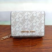 マイケル・コース　三つ折り財布　総柄　ブランドロゴ|MICHAEL　KORS