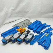 スーパーレールカーゴコンテナ積み下ろしセット|TAKARA TOMY