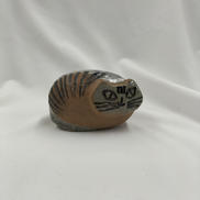 丸まったネコ|LISA LARSON