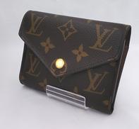 ポルトフォイユ・ヴィクトリーヌ|LOUIS VUITTON