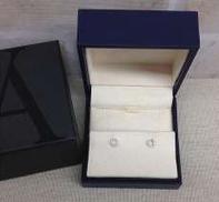 ピアス|ヴァンドーム青山