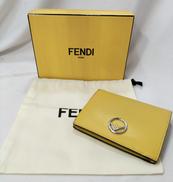 二つ折り財布|FENDI