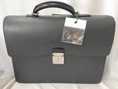 ロブスト2|LV