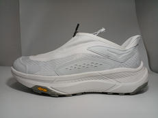 スニーカー|HOKA