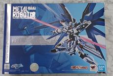 METAL ROBOT魂 フリーダムガンダム|BANDAI