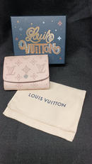 モノグラム·マヒナ　ポルトフォイユ·イリス　コンパクト|LOUIS VUITTON