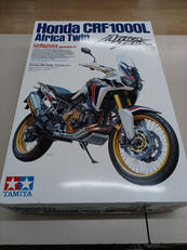HONDA CRF1000L　1/6　アフリカツイン