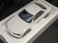 1/18NISSAN SKYLINE