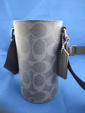 シグネーチャーウォーターボトルケース|COACH