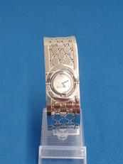 GUCCI　トワール バングルウォッチ YA112501|GUCCI