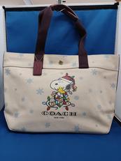スヌーピーコラボキャンパストート|COACH