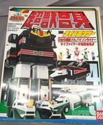 超獣合身 DXライブボクサー|BANDAI