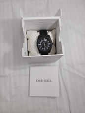 クォーツウォッチ|DIESEL