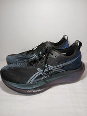MEGABLAST|ASICS