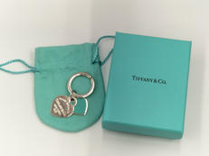 ﾀﾞﾌﾞﾙﾊｰﾄﾀﾞｸﾞｷｰﾘﾝｸﾞ|TIFFANY&CO.