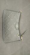 イージー・ポーチ|LOUIS VUITTON