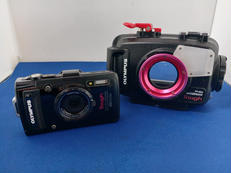 デジタルカメラ 防水カバー付属|OLYMPUS