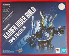 仮面ライダービルド タンクタンクフォーム|BANDAI