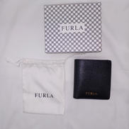 二つ折り財布|FURLA