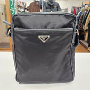 ナイロンショルダーバッグ|PRADA