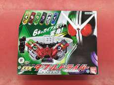変身ベルト ver.20th DXダブルドライバー|BANDAI